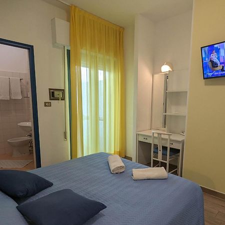 Hotel Tivoli Misano Adriatico Ngoại thất bức ảnh