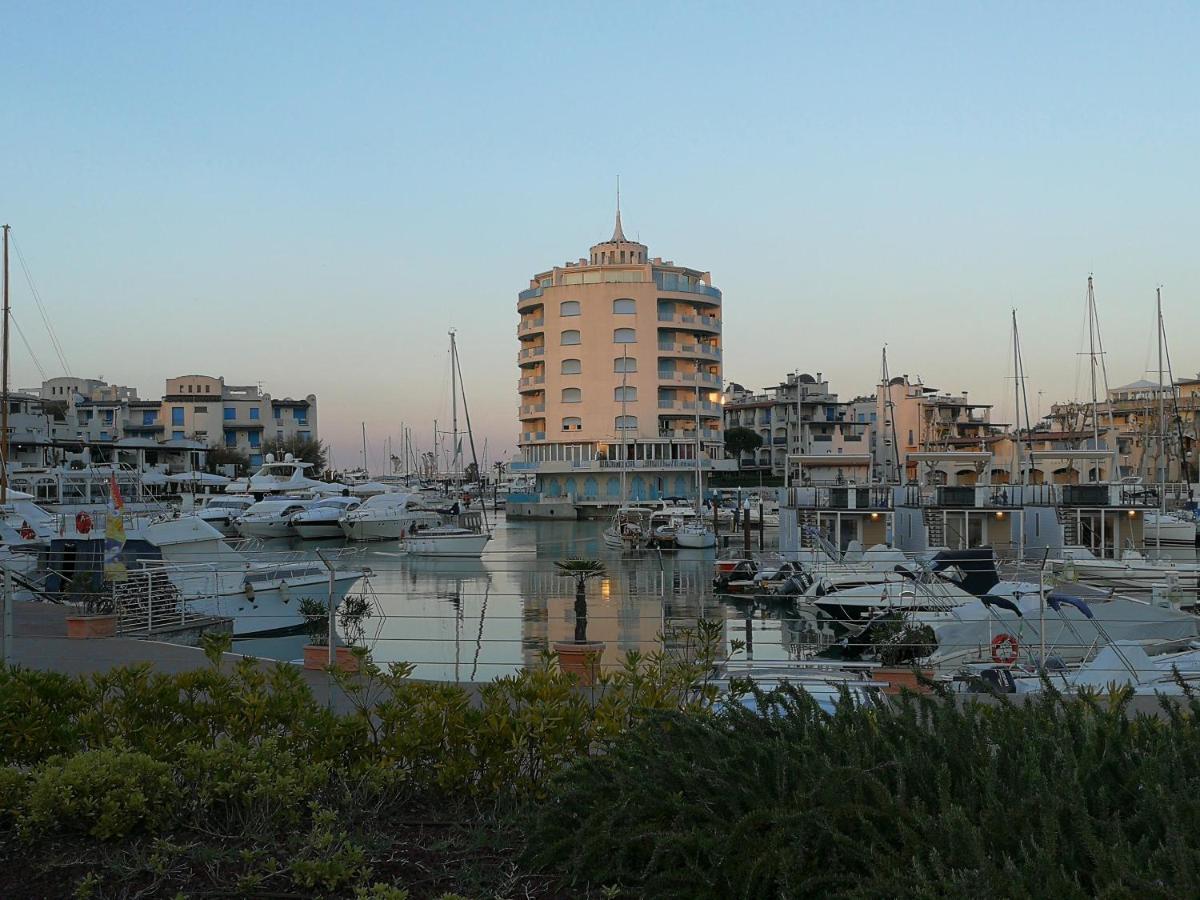 Hotel Tivoli Misano Adriatico Ngoại thất bức ảnh